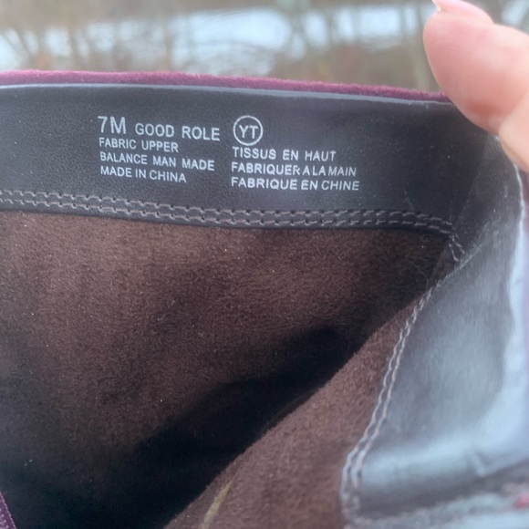 AEROSOLES HEELED ANKLE BOOTS - Picture 8 of 8